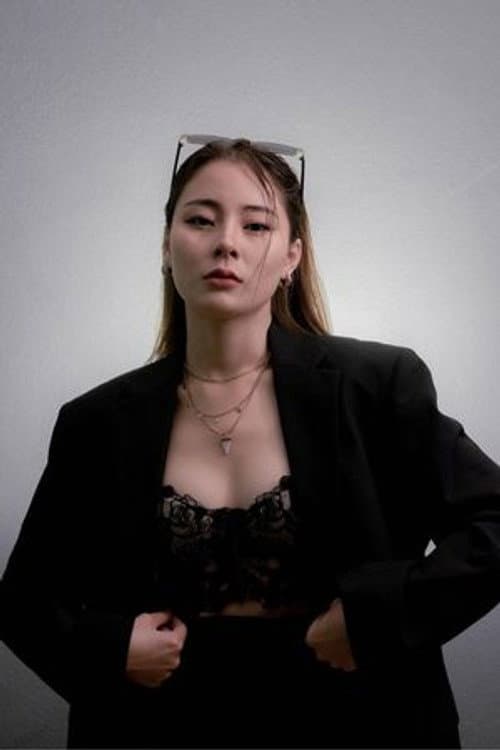 ออม กัญญาภัคร พรศิริพิทักษ์