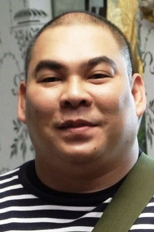 ชูศักดิ์ เอี่ยมสุข