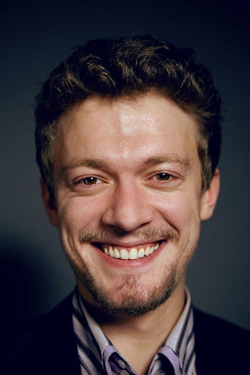 Александр Ефремов